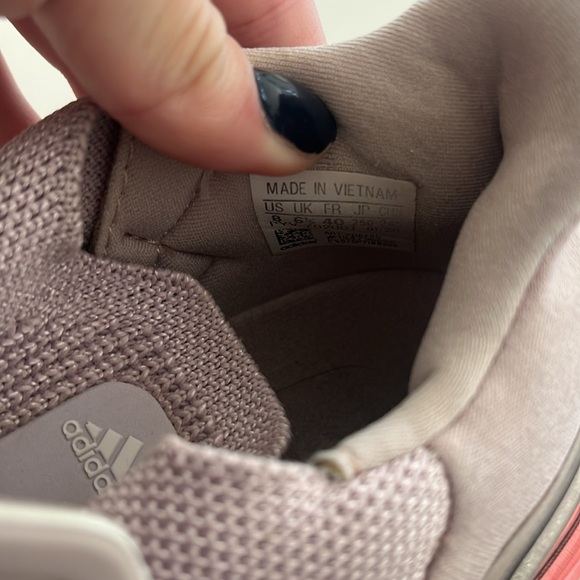 Mauve colored Adidas ultra boost size 8 - Picture 5 of 5